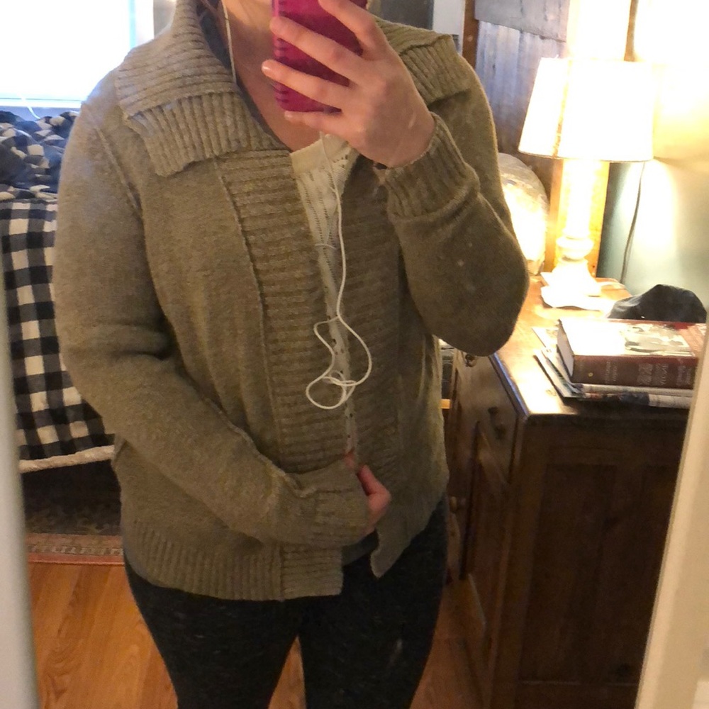 Old Navy cardigan